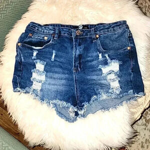 Almost Famous Denim Short